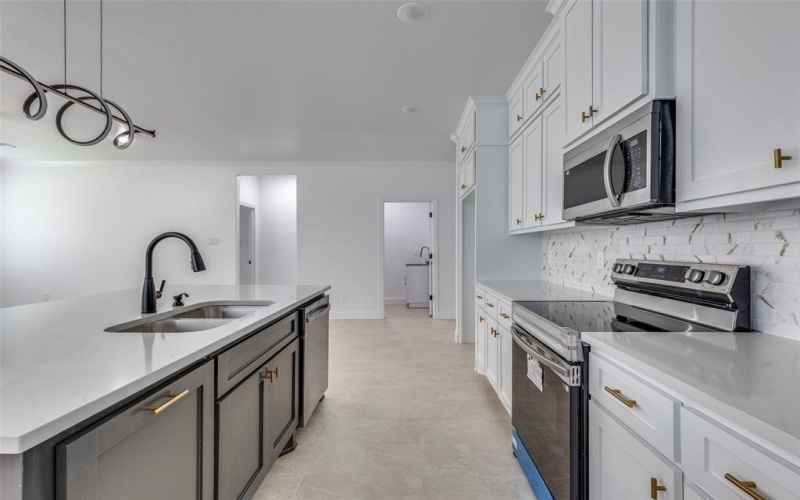 4336 Avenue H, Fort Worth, TX 76105, 3 Bedrooms Bedrooms, ,2 BathroomsBathrooms,Residential,For Sale,4336 Avenue H,21004312