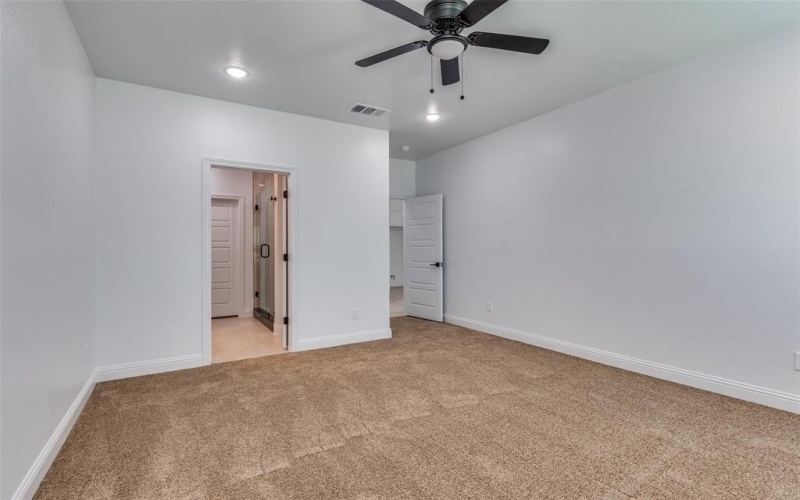 4336 Avenue H, Fort Worth, TX 76105, 3 Bedrooms Bedrooms, ,2 BathroomsBathrooms,Residential,For Sale,4336 Avenue H,21004312