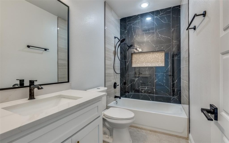 4336 Avenue H, Fort Worth, TX 76105, 3 Bedrooms Bedrooms, ,2 BathroomsBathrooms,Residential,For Sale,4336 Avenue H,21004312