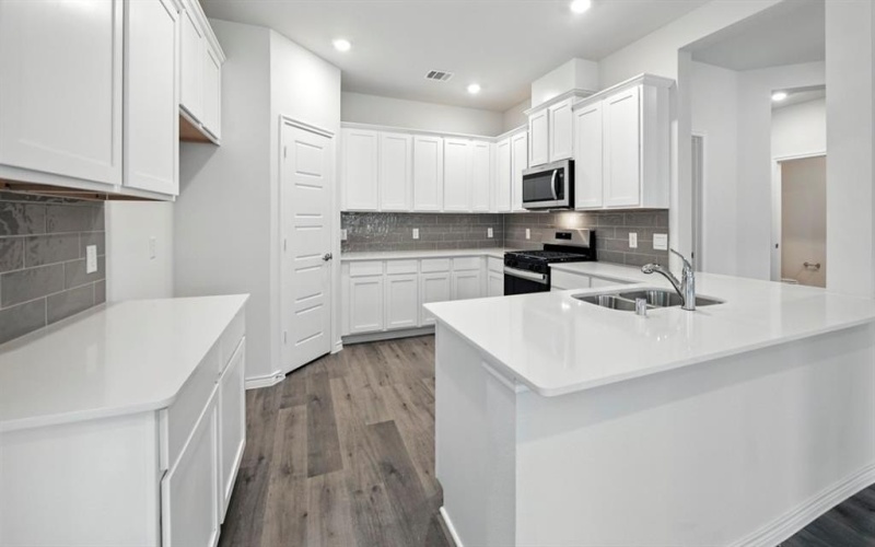 4261 Zayan Drive, Sherman, TX 75090, 3 Bedrooms Bedrooms, ,2 BathroomsBathrooms,Residential,For Sale,4261 Zayan Drive,0,21003393