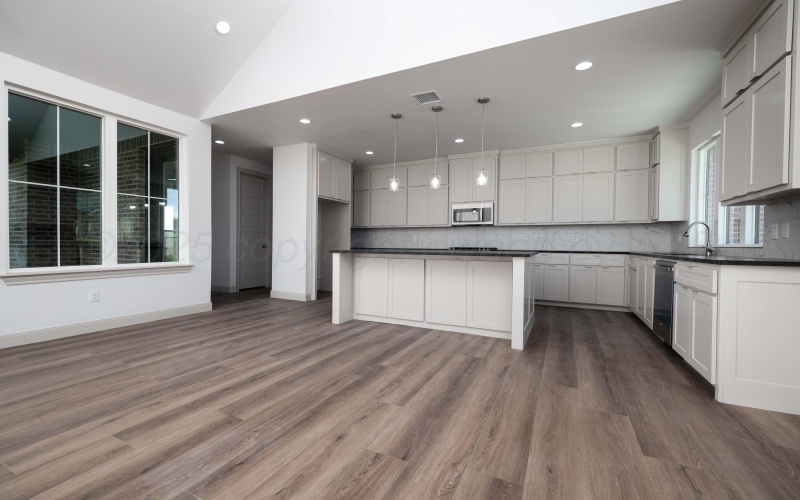 10 YUEL Court, Canyon, TX 79015-1127, 3 Bedrooms Bedrooms, ,2 BathroomsBathrooms,Residential,For Sale,10 YUEL Court,0,25-6421