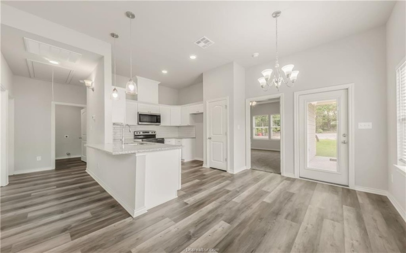 1801 PIN OAK Street, Bryan, TX 77801, 4 Habitaciones Habitaciones , ,3 BañosBaños,Residential,En Venta,1801 PIN OAK Street,0,25008078