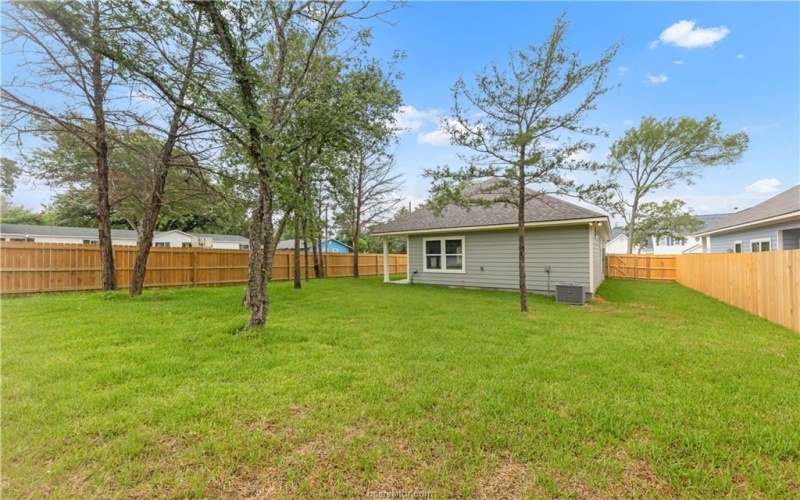 1805 PIN OAK Street, Bryan, TX 77801, 4 Bedrooms Bedrooms, ,3 BathroomsBathrooms,Residential,For Sale,1805 PIN OAK Street,0,25008082