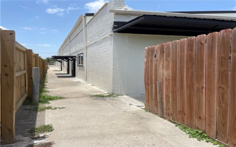 213 S Rachal Street, Sinton, TX 78387, 2 Bedrooms Bedrooms, ,Residential,For Sale,213 S Rachal Street,462176