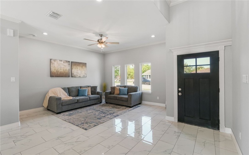 1025 Beechcraft Avenue, Corpus Christi, TX 78405, 3 Bedrooms Bedrooms, ,2 BathroomsBathrooms,Residential,For Sale,1025 Beechcraft Avenue,462178