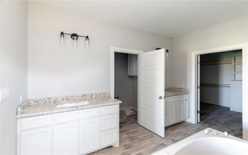 107 Moon Stone, Portland, TX 78374, 4 Bedrooms Bedrooms, ,2 BathroomsBathrooms,Residential,For Sale,107 Moon Stone,462186