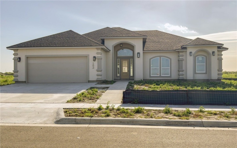 102 Moon Stone, Portland, TX 78374, 4 Bedrooms Bedrooms, ,2 BathroomsBathrooms,Residential,For Sale,102 Moon Stone,462187