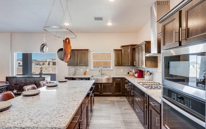 3761 Sight Place, El Paso, TX 79938, 5 Habitaciones Habitaciones , ,3 BañosBaños,Residential,En Venta,3761 Sight Place,901885