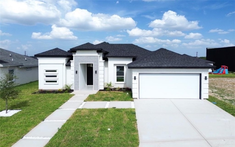 3806 Red Lantana Street, Mission, TX 78573, 3 Bedrooms Bedrooms, ,2 BathroomsBathrooms,Residential,For Sale,3806 Red Lantana Street,0,475539