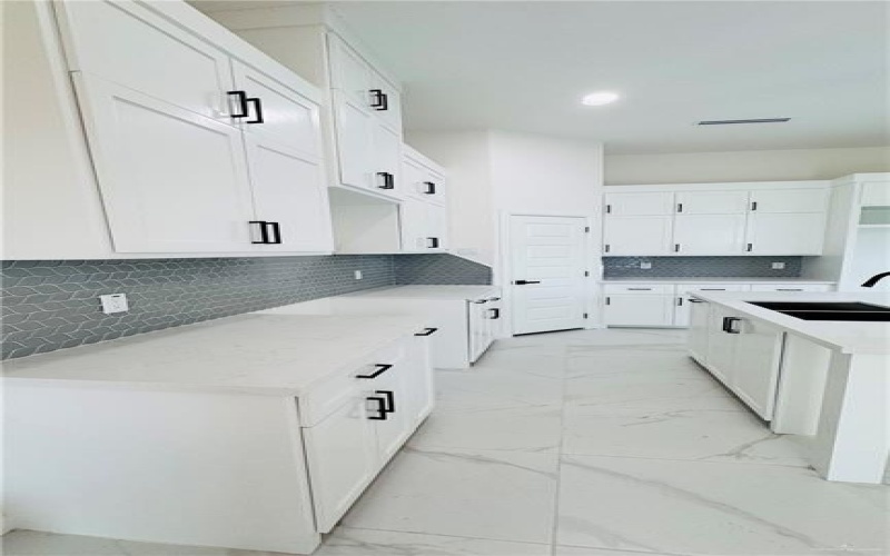 3805 Red Lantana Street, Mission, TX 78573, 3 Habitaciones Habitaciones , ,2 BañosBaños,Residential,En Venta,3805 Red Lantana Street,475539