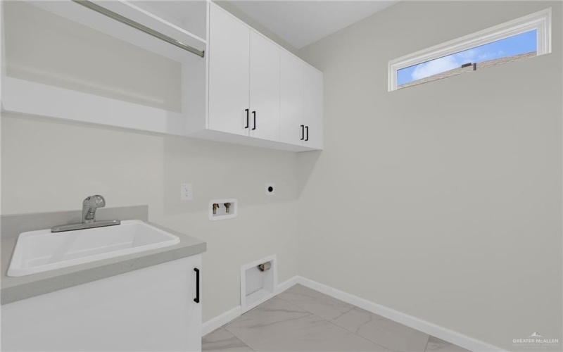 2903 Magnolia Drive, San Juan, TX 78589, 3 Habitaciones Habitaciones , ,2 BañosBaños,Residential,En Venta,2903 Magnolia Drive,476310