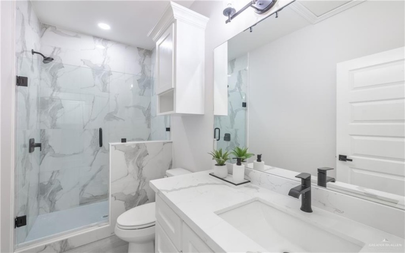 3600 Waccamaw Avenue, McAllen, TX 78504, 4 Habitaciones Habitaciones , ,2 BañosBaños,Residential,En Venta,3600 Waccamaw Avenue,476318