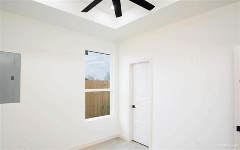 715 N Esperanza Street, Pharr, TX 78577, 3 Bedrooms Bedrooms, ,2 BathroomsBathrooms,Residential,For Sale,715 N Esperanza Street,476326