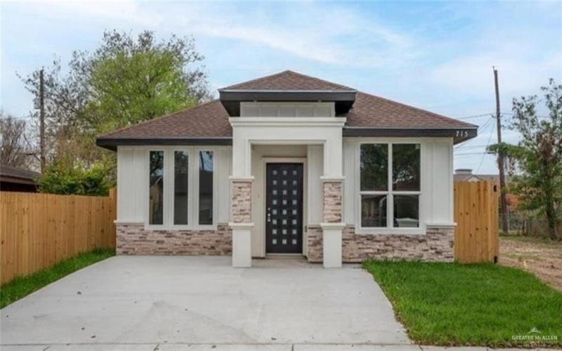 715 N Esperanza Street, Pharr, TX 78577, 3 Bedrooms Bedrooms, ,2 BathroomsBathrooms,Residential,For Sale,715 N Esperanza Street,476326