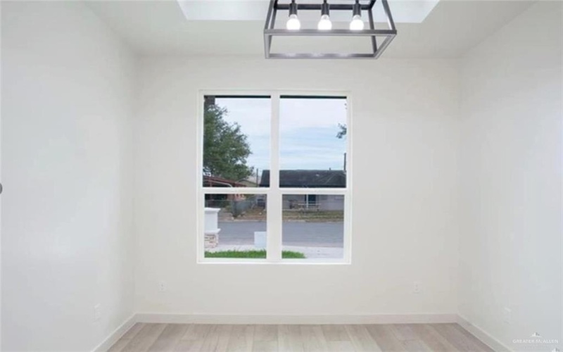715 N Esperanza Street, Pharr, TX 78577, 3 Bedrooms Bedrooms, ,2 BathroomsBathrooms,Residential,For Sale,715 N Esperanza Street,476326