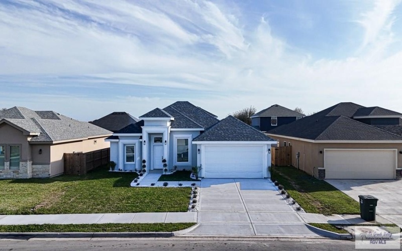 8813 SWAN LAKE DR ##27, HARLINGEN, TX 78552, 3 Habitaciones Habitaciones , ,2 BañosBaños,Residential,En Venta,8813 SWAN LAKE DR,29766916