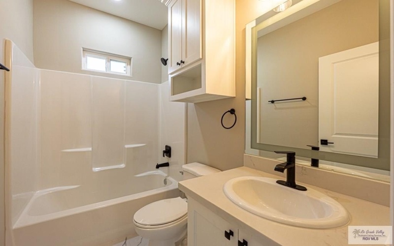 8813 SWAN LAKE DR ##27, HARLINGEN, TX 78552, 3 Habitaciones Habitaciones , ,2 BañosBaños,Residential,En Venta,8813 SWAN LAKE DR,29766916