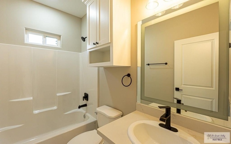 8813 SWAN LAKE DR ##27, HARLINGEN, TX 78552, 3 Habitaciones Habitaciones , ,2 BañosBaños,Residential,En Venta,8813 SWAN LAKE DR,29766916
