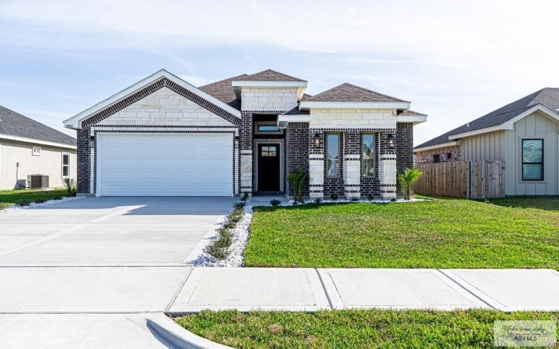 8801 SWAN LAKE DR ##24, HARLINGEN, TX 78552, 3 Habitaciones Habitaciones , ,2 BañosBaños,Residential,En Venta,8801 SWAN LAKE DR,29766918