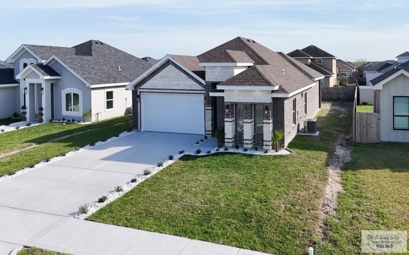 8801 SWAN LAKE DR ##24, HARLINGEN, TX 78552, 3 Habitaciones Habitaciones , ,2 BañosBaños,Residential,En Venta,8801 SWAN LAKE DR,29766918