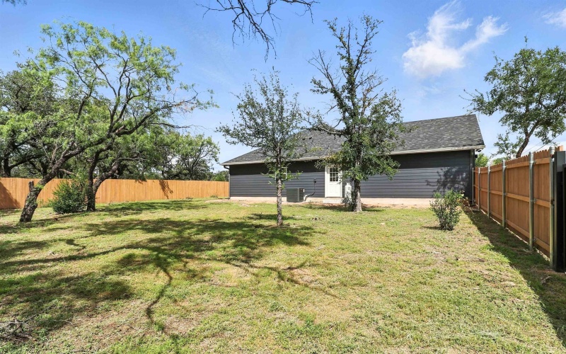 1515 Green Valley Lane, Granite Shoals, TX 78654, 3 Habitaciones Habitaciones , ,2 BañosBaños,Residential,En Venta,1515 Green Valley Lane,174049
