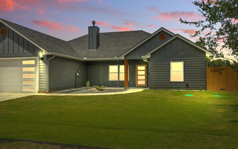 1515 Green Valley Lane, Granite Shoals, TX 78654, 3 Habitaciones Habitaciones , ,2 BañosBaños,Residential,En Venta,1515 Green Valley Lane,174049