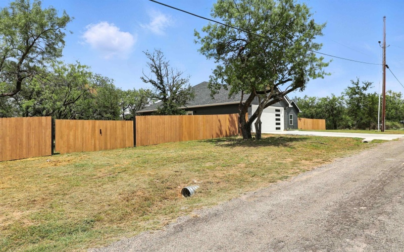 1515 Green Valley Lane, Granite Shoals, TX 78654, 3 Habitaciones Habitaciones , ,2 BañosBaños,Residential,En Venta,1515 Green Valley Lane,174049
