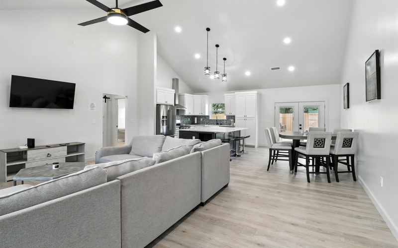 1515 Green Valley Lane, Granite Shoals, TX 78654, 3 Habitaciones Habitaciones , ,2 BañosBaños,Residential,En Venta,1515 Green Valley Lane,174049