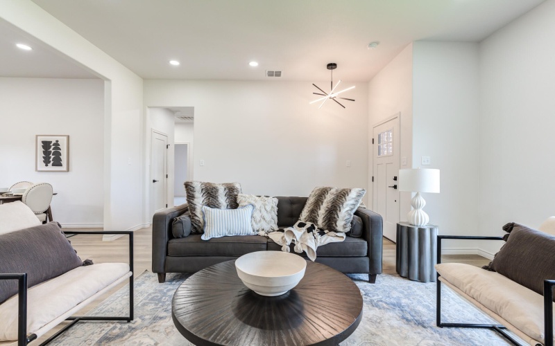 6949 12th Street, Lubbock, TX 79416, 3 Bedrooms Bedrooms, ,2 BathroomsBathrooms,Residential,For Sale,6949 12th Street,202557981