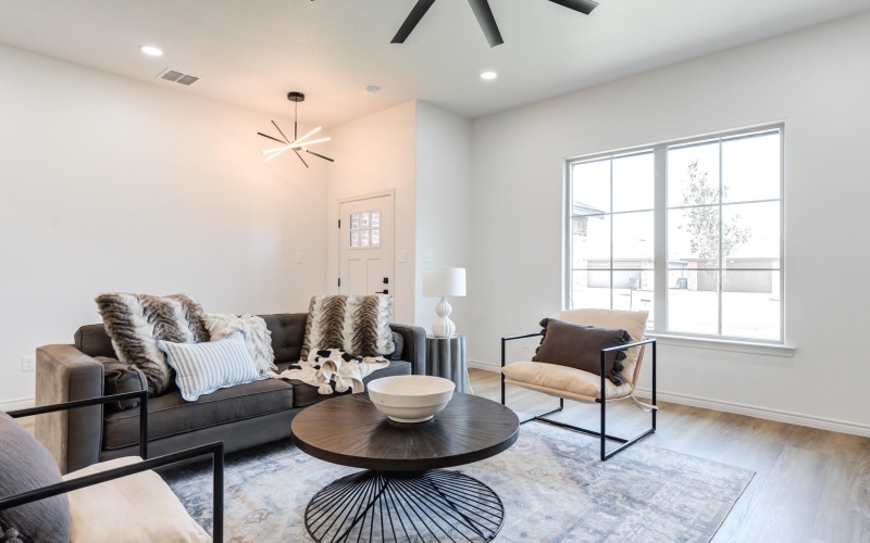 6949 12th Street, Lubbock, TX 79416, 3 Bedrooms Bedrooms, ,2 BathroomsBathrooms,Residential,For Sale,6949 12th Street,202557981
