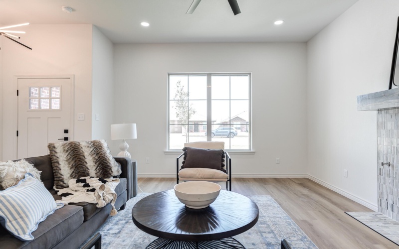 6949 12th Street, Lubbock, TX 79416, 3 Bedrooms Bedrooms, ,2 BathroomsBathrooms,Residential,For Sale,6949 12th Street,202557981