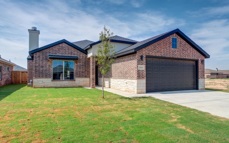 6949 12th Street, Lubbock, TX 79416, 3 Bedrooms Bedrooms, ,2 BathroomsBathrooms,Residential,For Sale,6949 12th Street,202557981