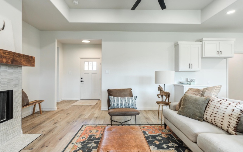 6947 12th Street, Lubbock, TX 79416, 3 Bedrooms Bedrooms, ,2 BathroomsBathrooms,Residential,For Sale,6947 12th Street,202557982