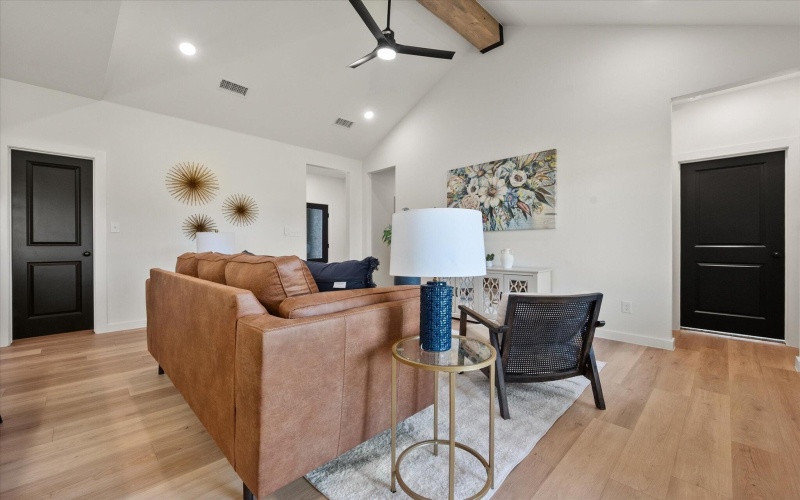 6906 14th Street, Lubbock, TX 79416, 3 Bedrooms Bedrooms, ,2 BathroomsBathrooms,Residential,For Sale,6906 14th Street,202557998