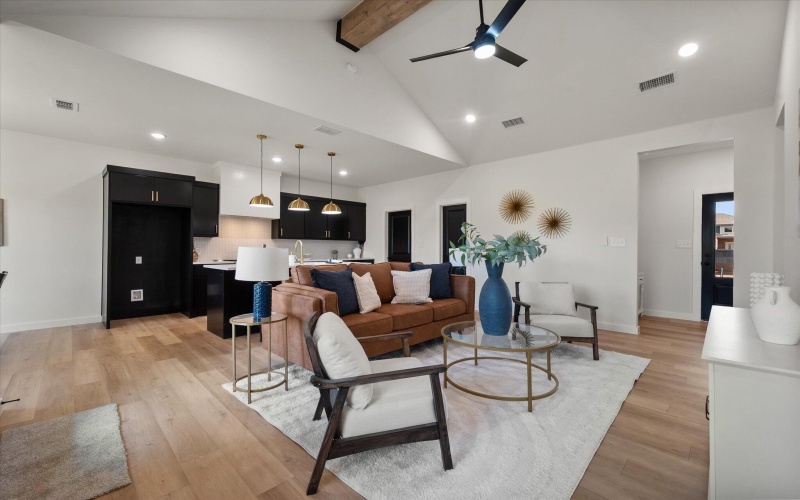 6906 14th Street, Lubbock, TX 79416, 3 Bedrooms Bedrooms, ,2 BathroomsBathrooms,Residential,For Sale,6906 14th Street,202557998