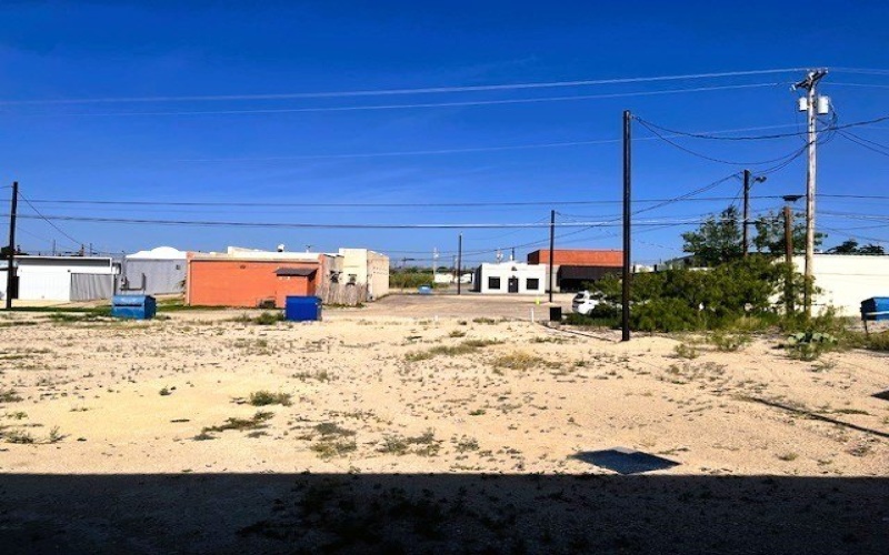 107 S Main St, Fort Stockton, TX 79735, ,Commercial Sale,En Venta,107 S Main St,50083900