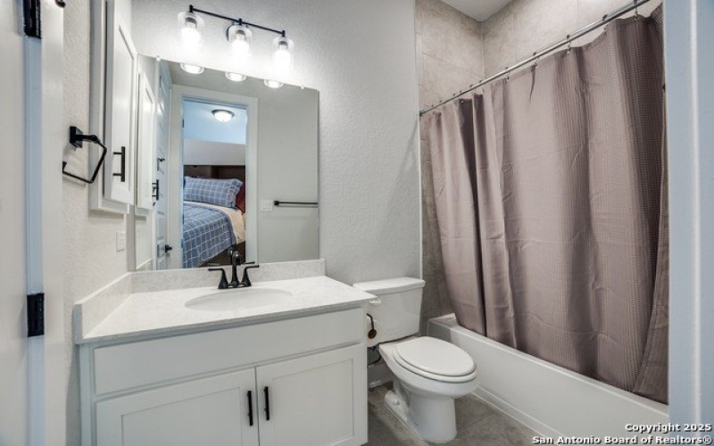 171 Raven, Castroville, TX 78009, 5 Habitaciones Habitaciones , ,5 BañosBaños,Residential,En Venta,171 Raven,1885204