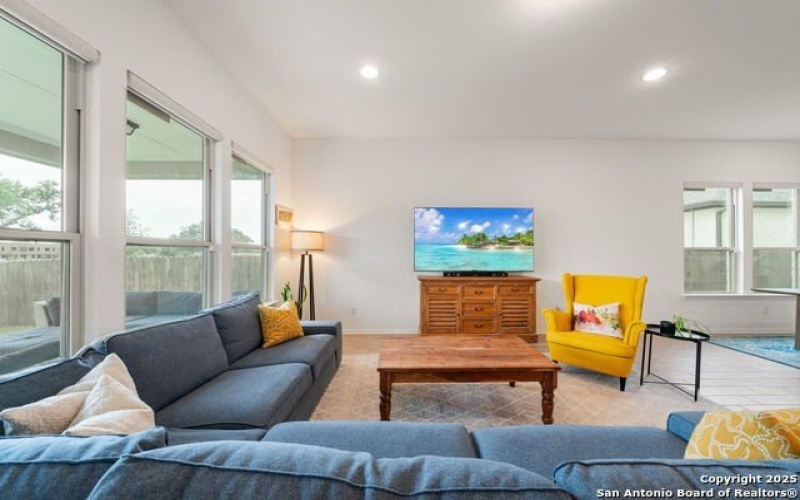 204 White Barn, Boerne, TX 78006, 5 Bedrooms Bedrooms, ,5 BathroomsBathrooms,Residential,For Sale,204 White Barn,1885341