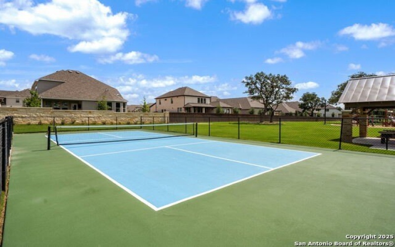 204 White Barn, Boerne, TX 78006, 5 Bedrooms Bedrooms, ,5 BathroomsBathrooms,Residential,For Sale,204 White Barn,1885341