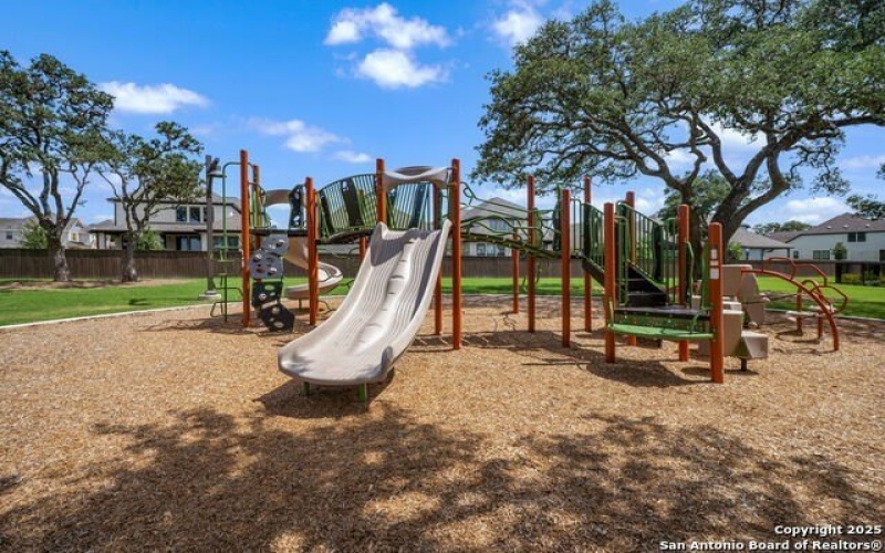204 White Barn, Boerne, TX 78006, 5 Bedrooms Bedrooms, ,5 BathroomsBathrooms,Residential,For Sale,204 White Barn,1885341