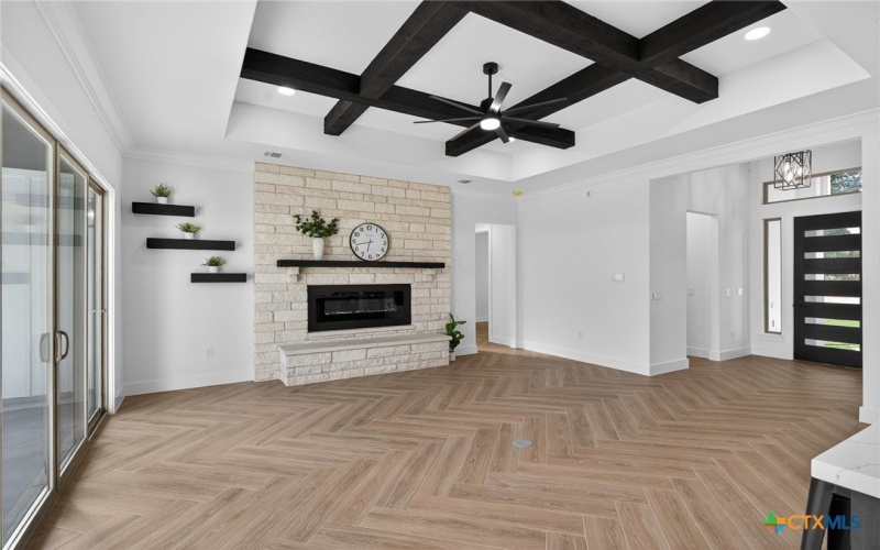 137 W Granitecastle Drive, Granite Shoals, TX 78654, 3 Bedrooms Bedrooms, ,2 BathroomsBathrooms,Residential,For Sale,137 W Granitecastle Drive,587045