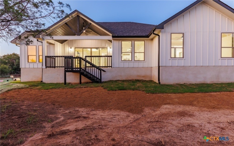 137 W Granitecastle Drive, Granite Shoals, TX 78654, 3 Bedrooms Bedrooms, ,2 BathroomsBathrooms,Residential,For Sale,137 W Granitecastle Drive,587045