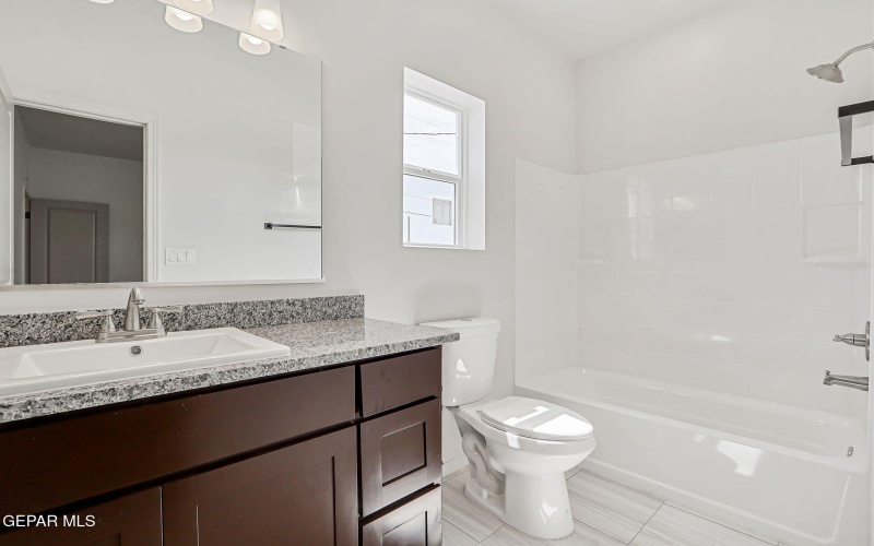 8916 Norton Street unit: B #B, El Paso, TX 79904, 2 Habitaciones Habitaciones , ,2 BañosBaños,Residential,En Venta,8916 Norton Street unit: B,926731