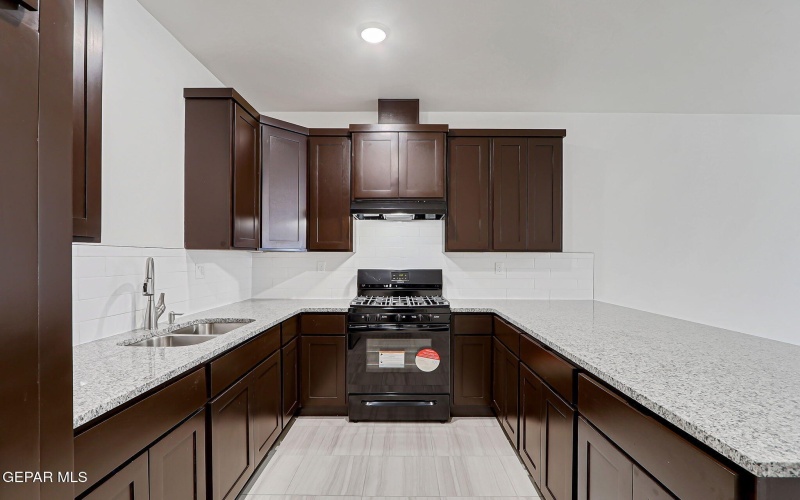 8916 Norton Street unit: B #B, El Paso, TX 79904, 2 Habitaciones Habitaciones , ,2 BañosBaños,Residential,En Venta,8916 Norton Street unit: B,926731
