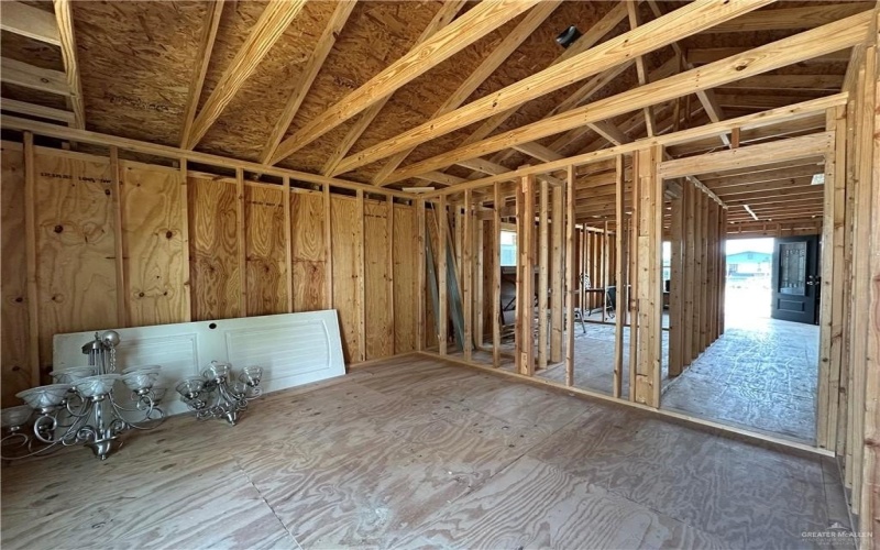 415 W Pablo Layton Street, Elsa, TX 78543, 2 Habitaciones Habitaciones , ,1 BañoBaños,Residential,En Venta,415 W Pablo Layton Street,476285