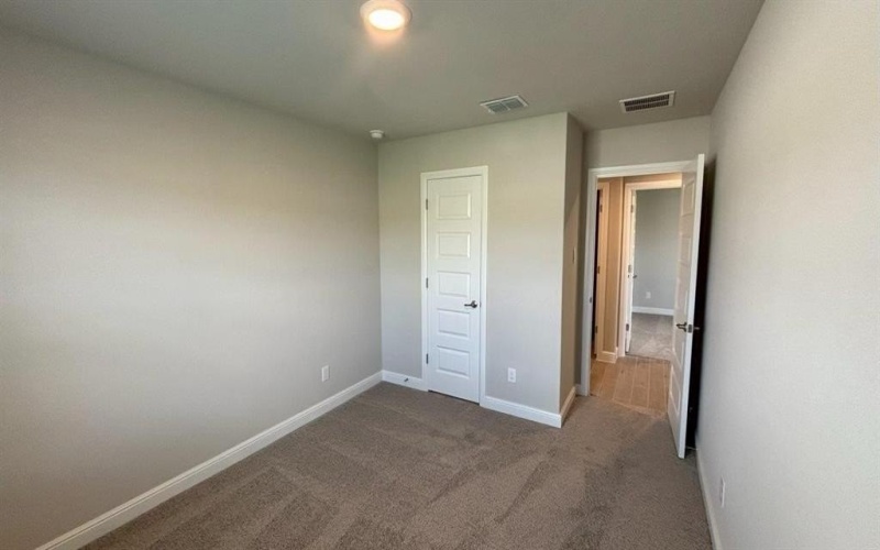 1915 HERITAGE Court, Cleburne, TX 76033, 5 Habitaciones Habitaciones , ,3 BañosBaños,Residential,En Venta,1915 HERITAGE Court,0,21005352