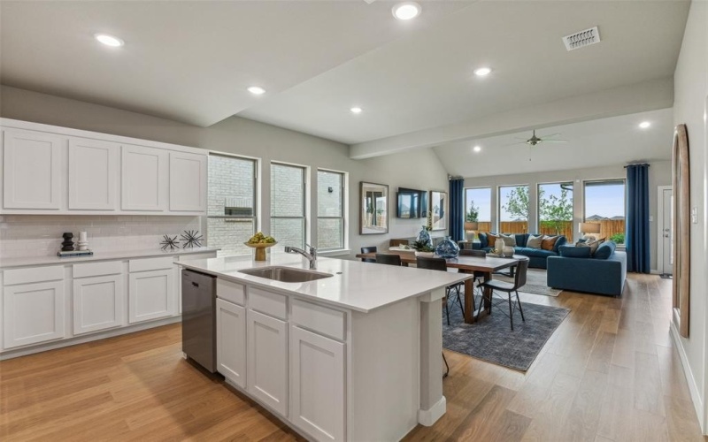6609 Berry Bend Road, Crowley, TX 76036, 4 Bedrooms Bedrooms, ,3 BathroomsBathrooms,Residential,For Sale,6609 Berry Bend Road,21005399