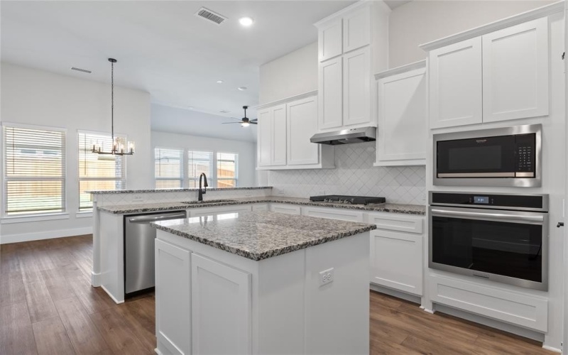 6205 Tahoe Winds Drive, Celina, TX 75009, 4 Habitaciones Habitaciones , ,3 BañosBaños,Residential,En Venta,6205 Tahoe Winds Drive,21005401