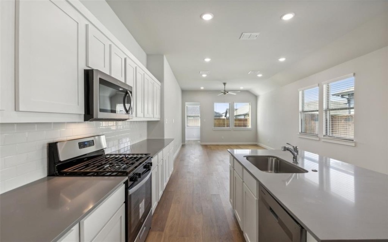3801 White Rock Drive, Farmersville, TX 75442, 3 Bedrooms Bedrooms, ,2 BathroomsBathrooms,Residential,For Sale,3801 White Rock Drive,21005549