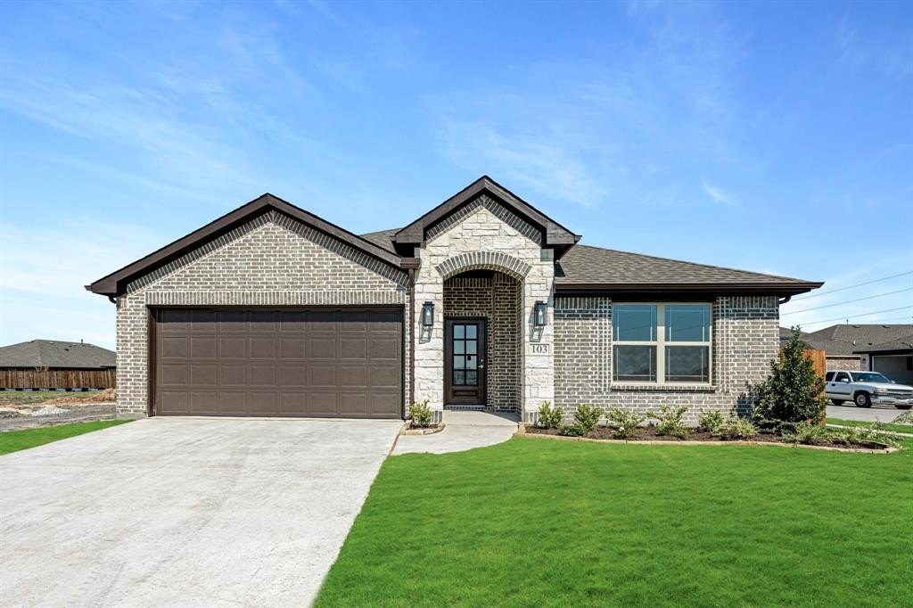 103 Winterwood Drive, Lavon, TX 75166, 3 Habitaciones Habitaciones , ,2 BañosBaños,Residential,En Venta,103 Winterwood Drive,21005591